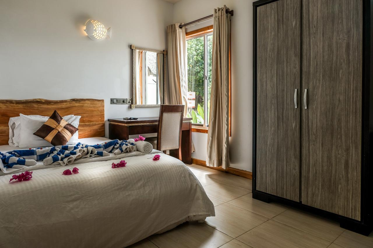 Athiri Inn Ukulhas Extérieur photo