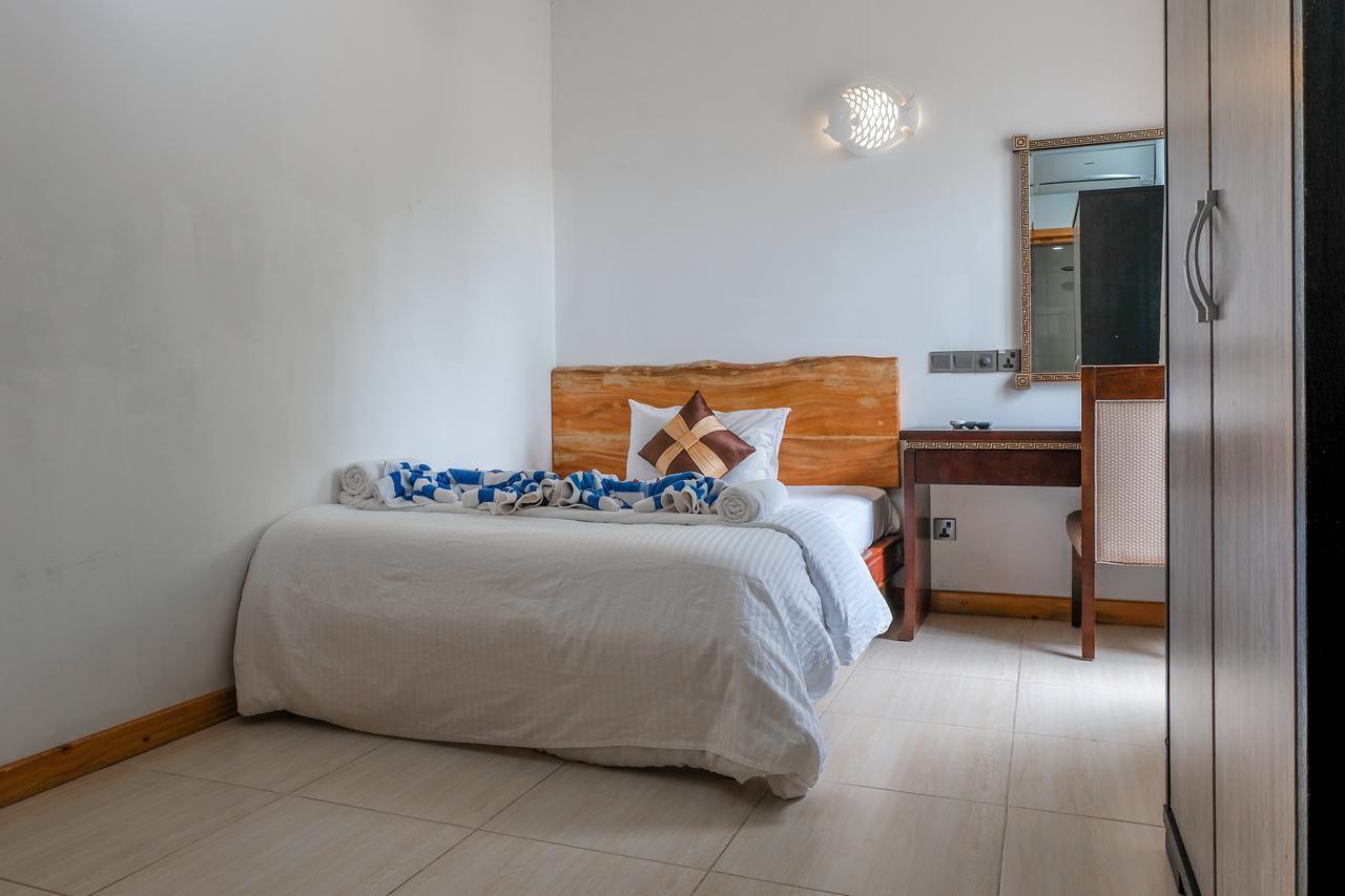 Athiri Inn Ukulhas Extérieur photo
