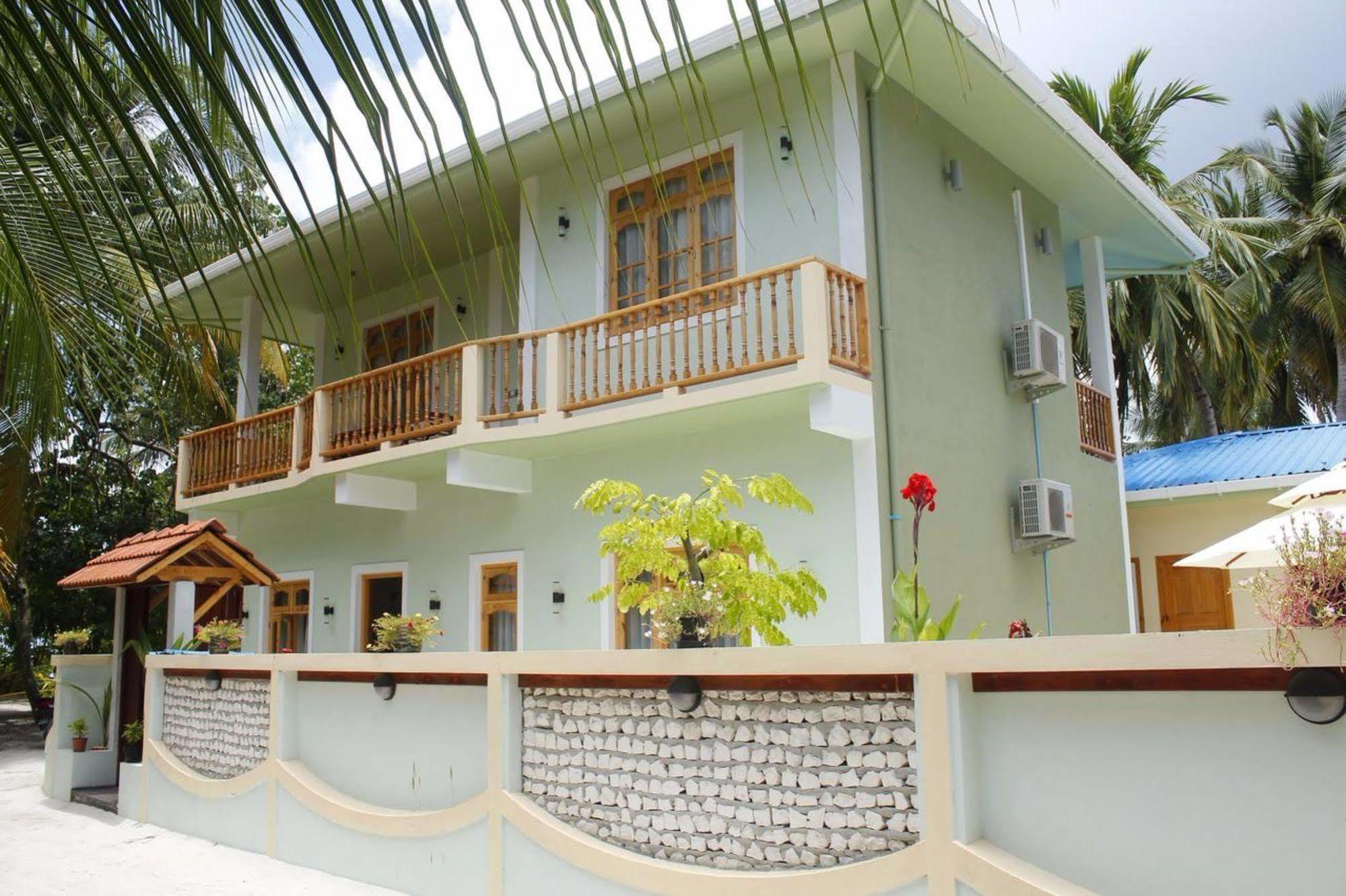 Athiri Inn Ukulhas Extérieur photo